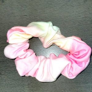 Tie-Dye Scrunchie